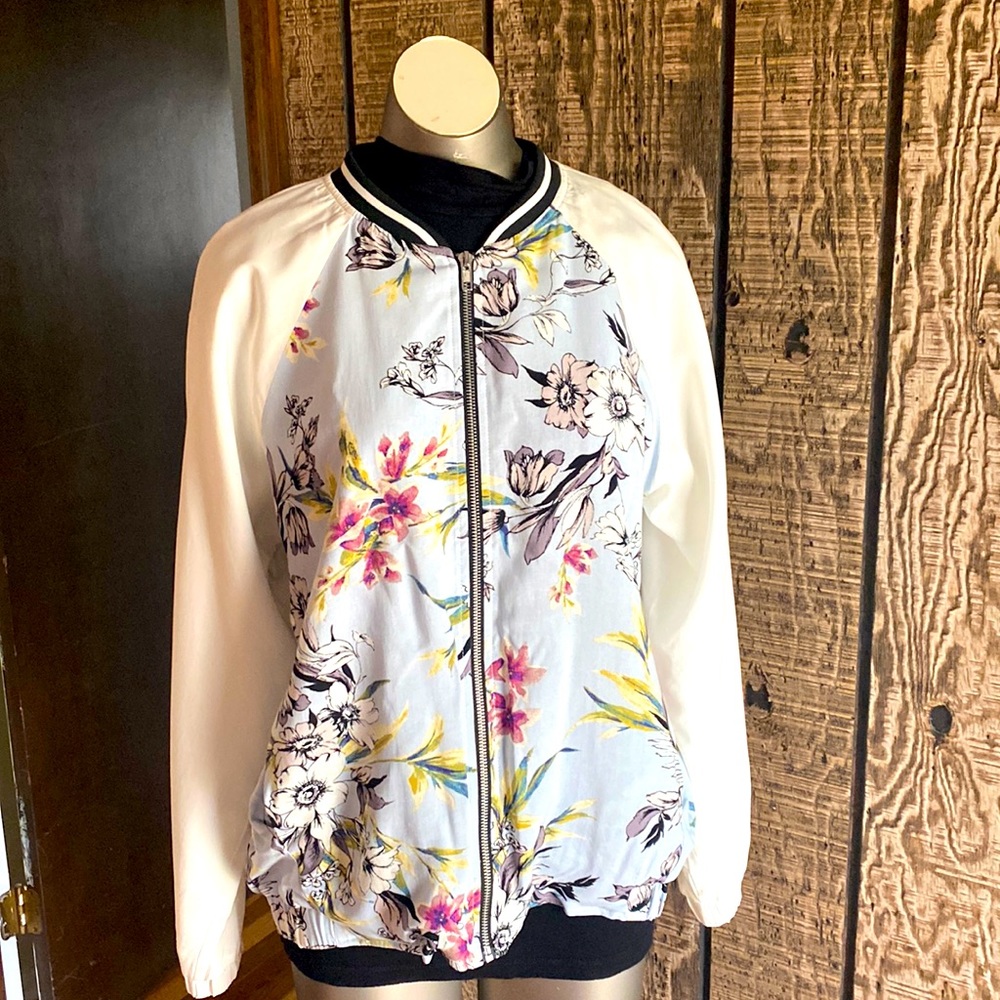 💯 percent Rayon Jacket!